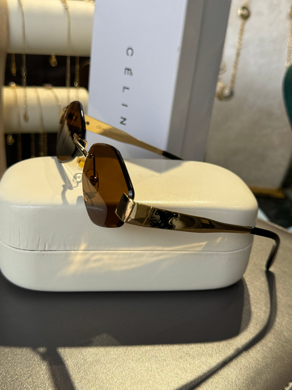 Viog: packaging de marque: SANS PACKAGING DE MARQUE