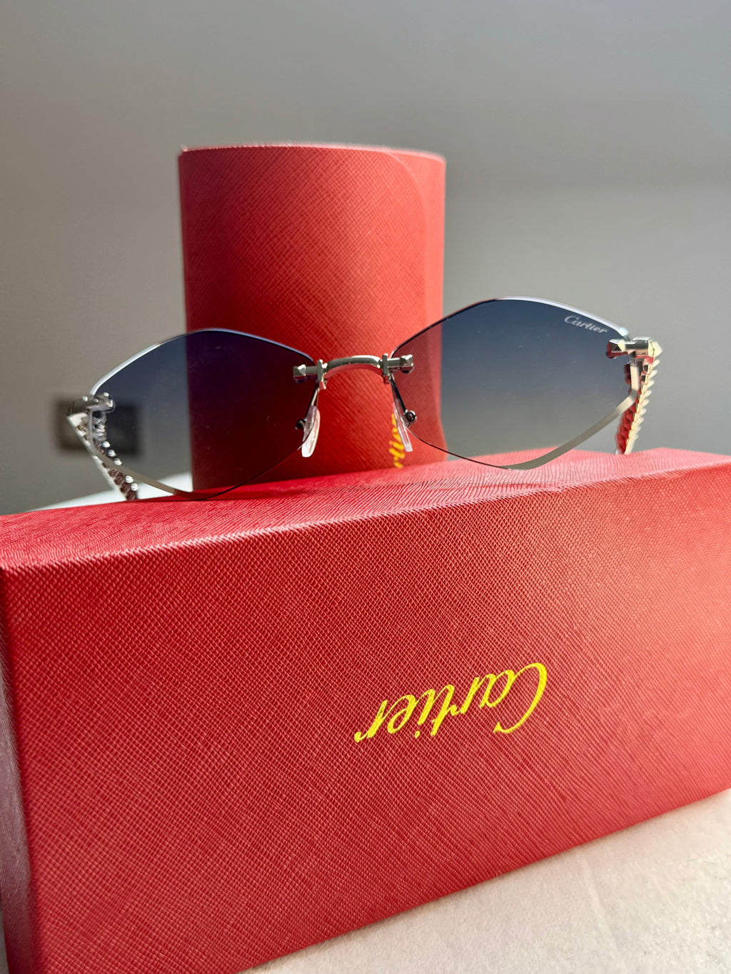 Crying (Sans packaging de marque)