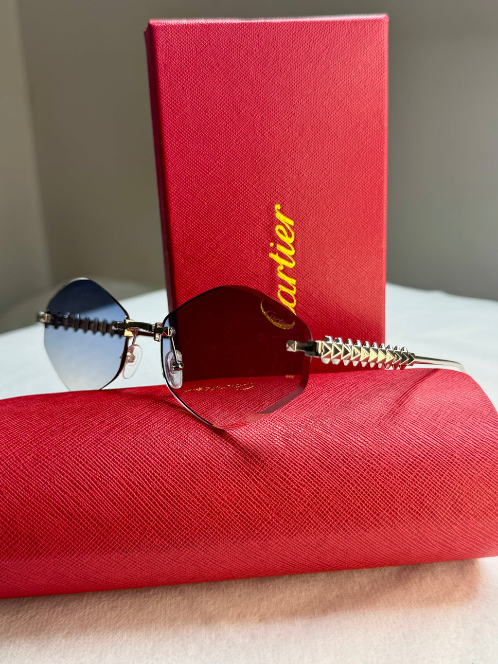 Crying (Sans packaging de marque)