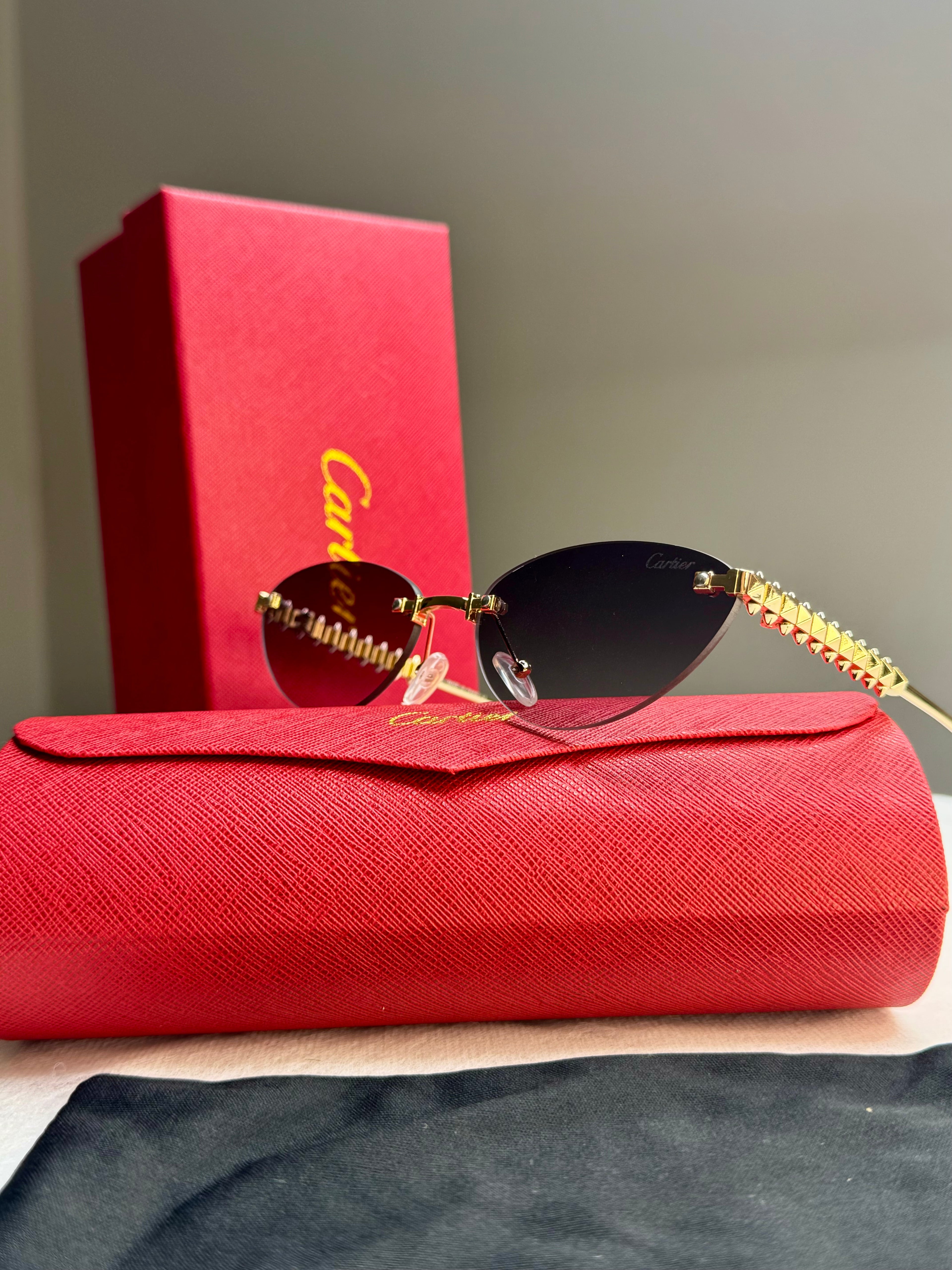 Crying (Sans packaging de marque)