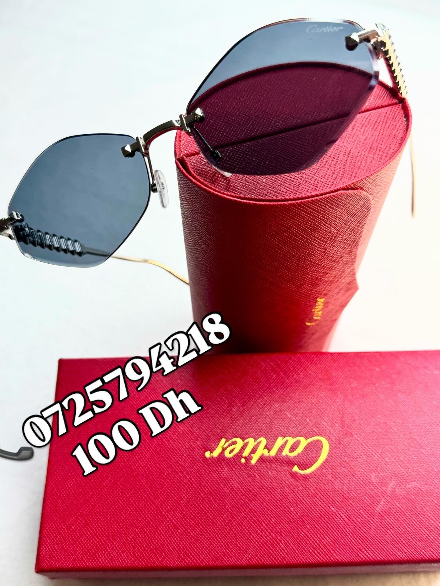 Crying (Sans packaging de marque)