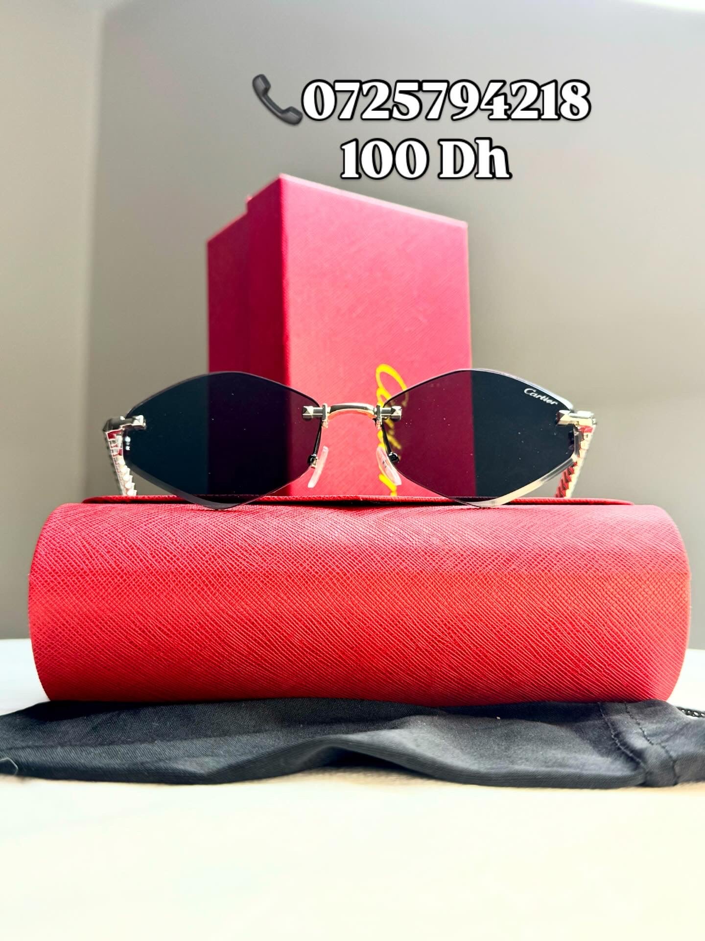 Crying (Sans packaging de marque)