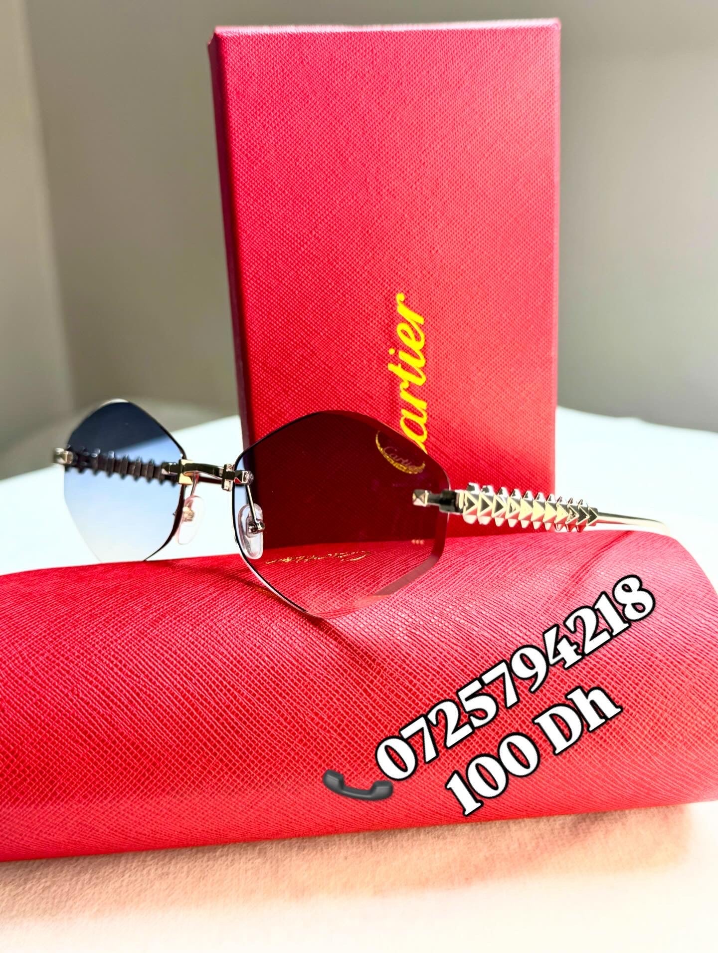 Crying (Sans packaging de marque)