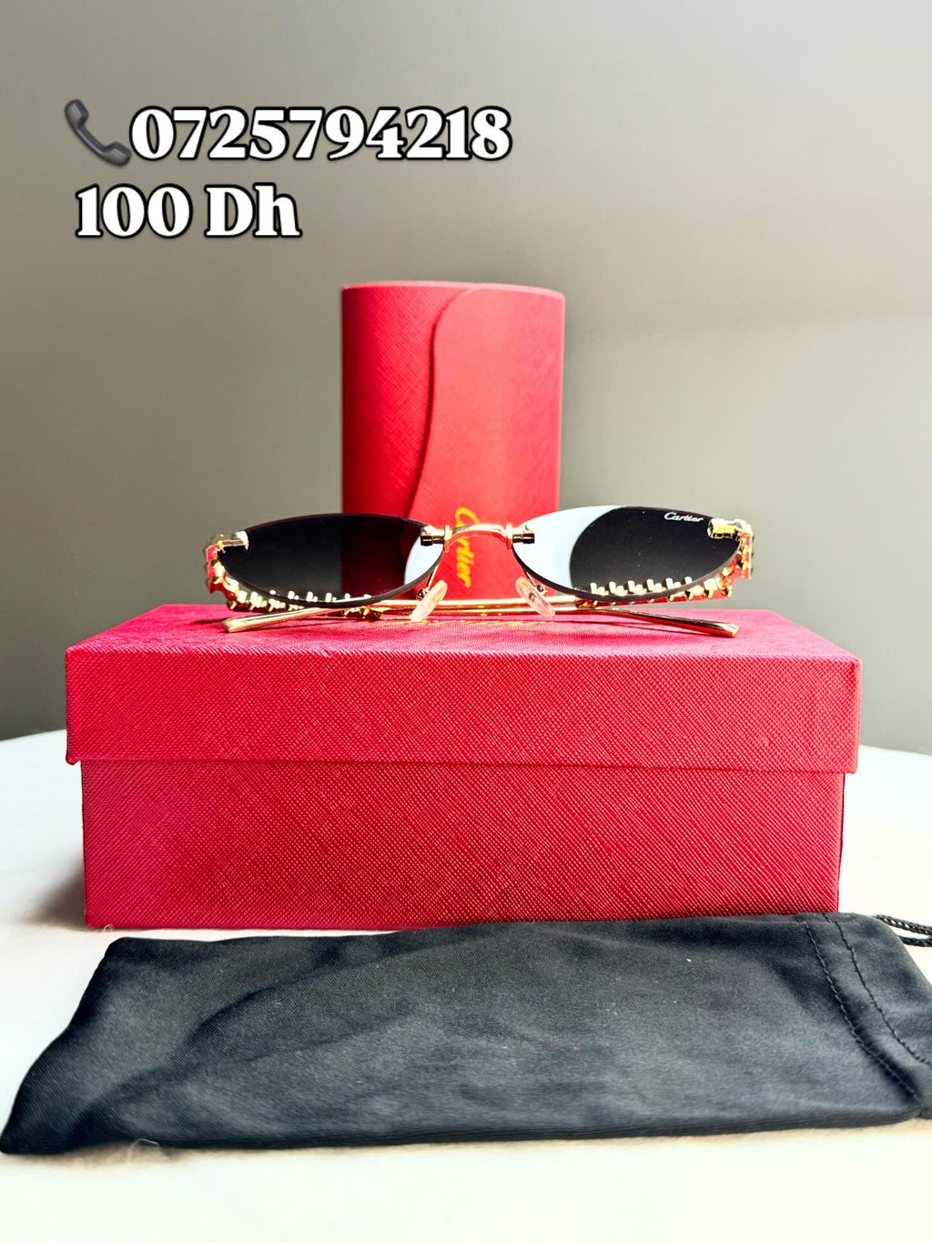 Crying (Sans packaging de marque)