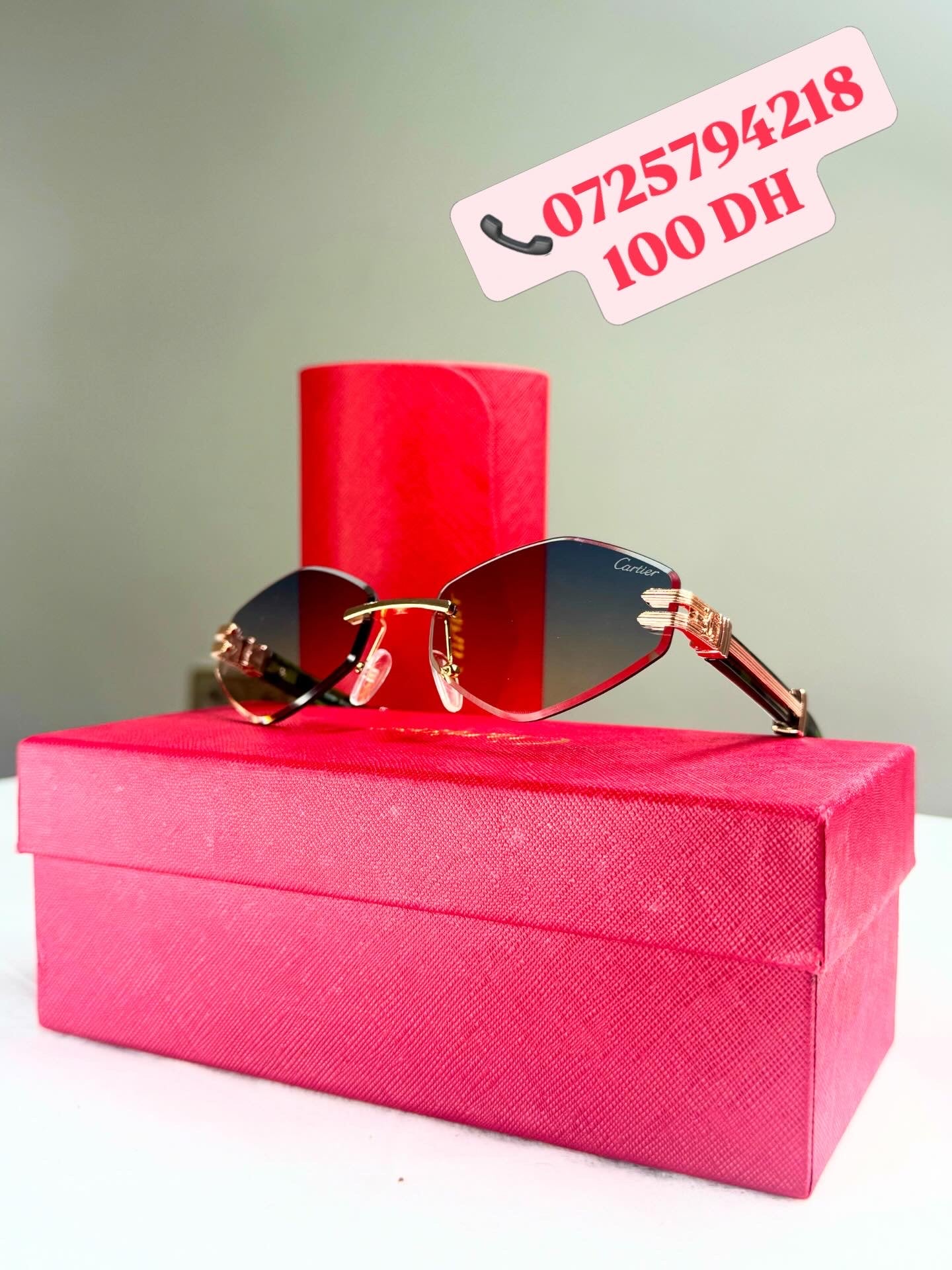 Crying (Sans packaging de marque)