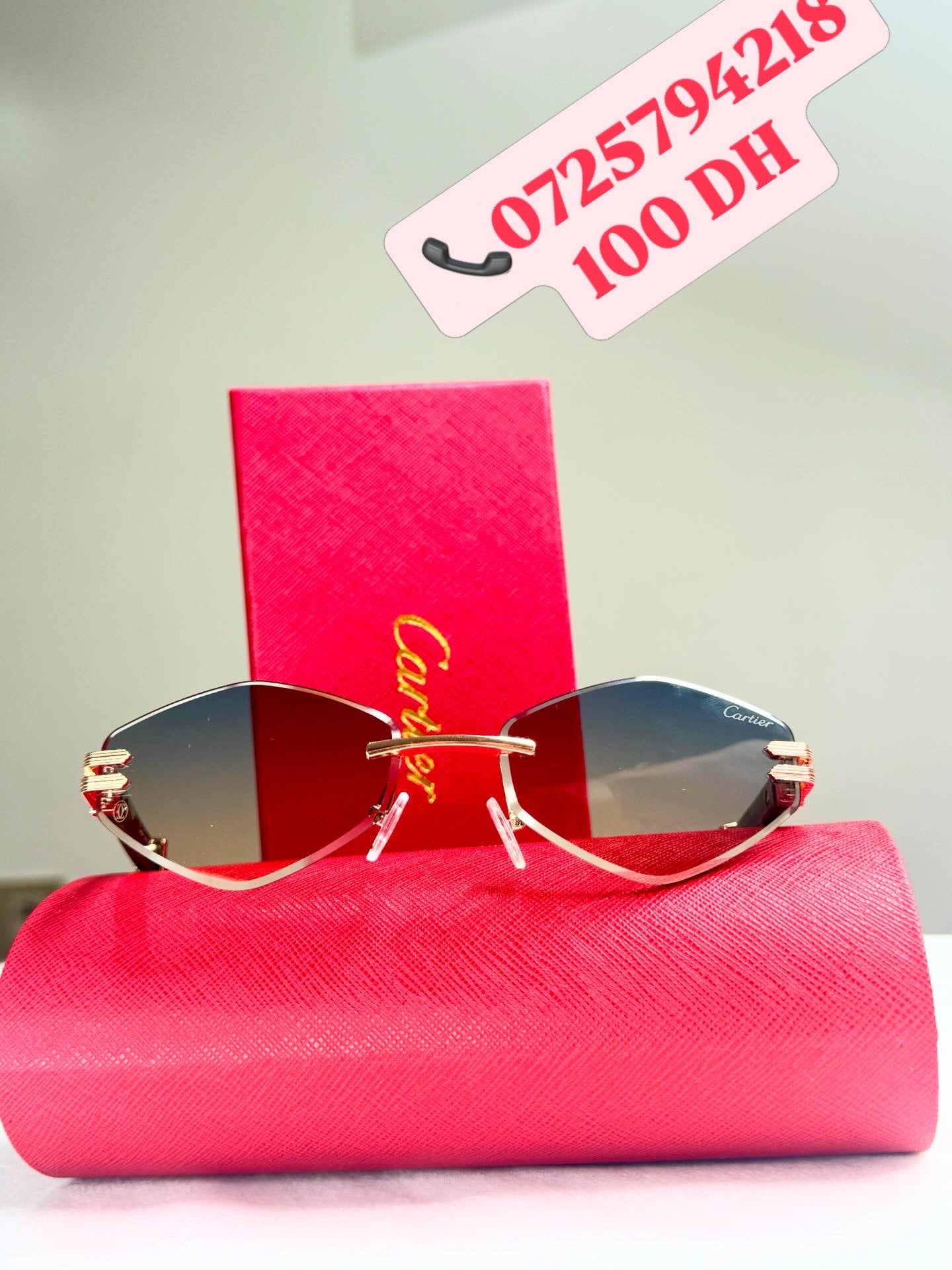 Crying (Sans packaging de marque)