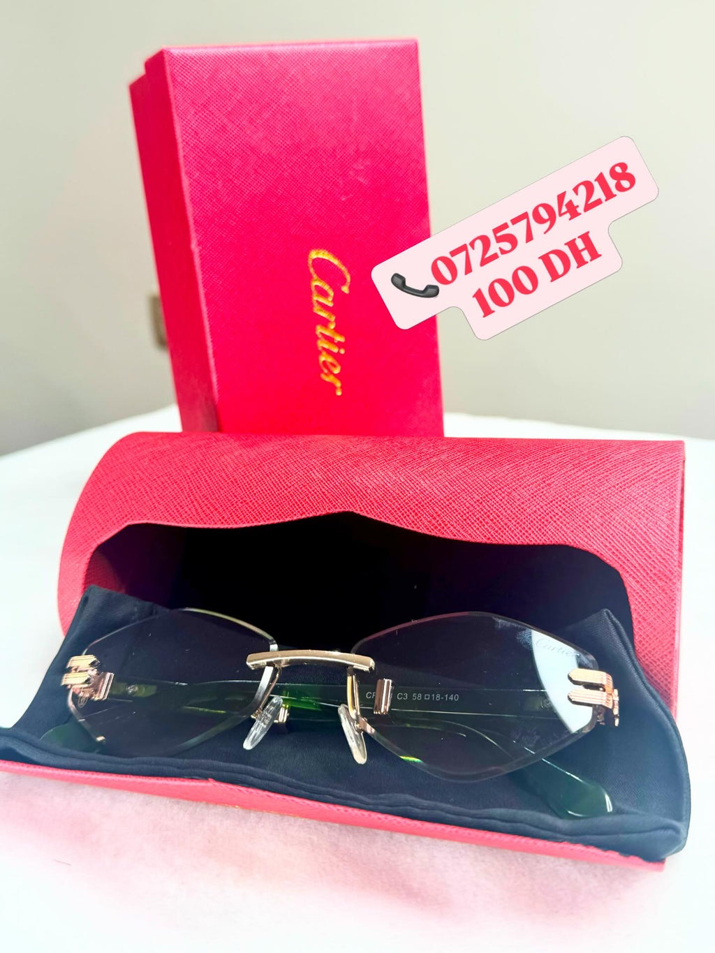 Crying (Sans packaging de marque)