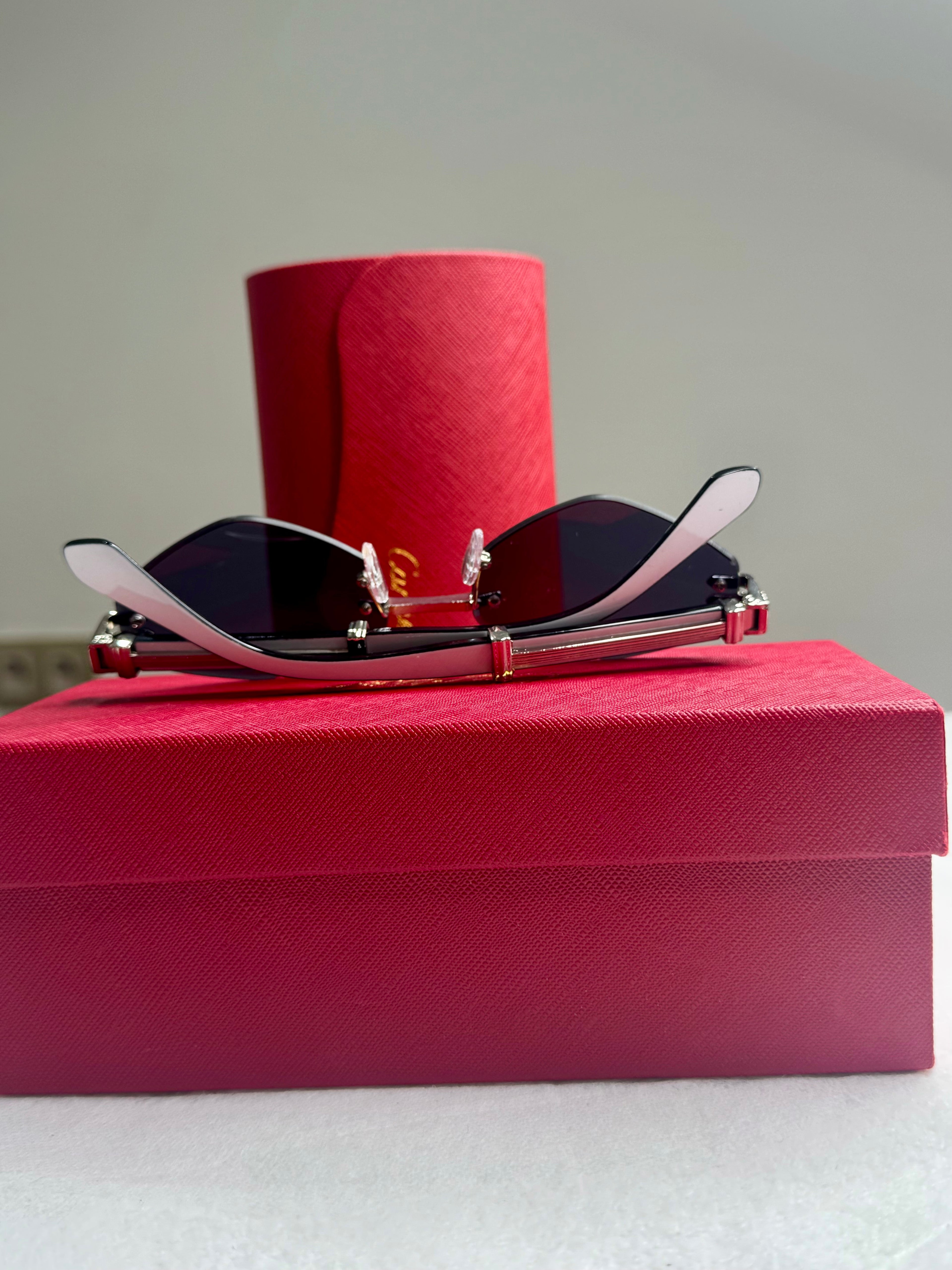 Crying (Sans packaging de marque)