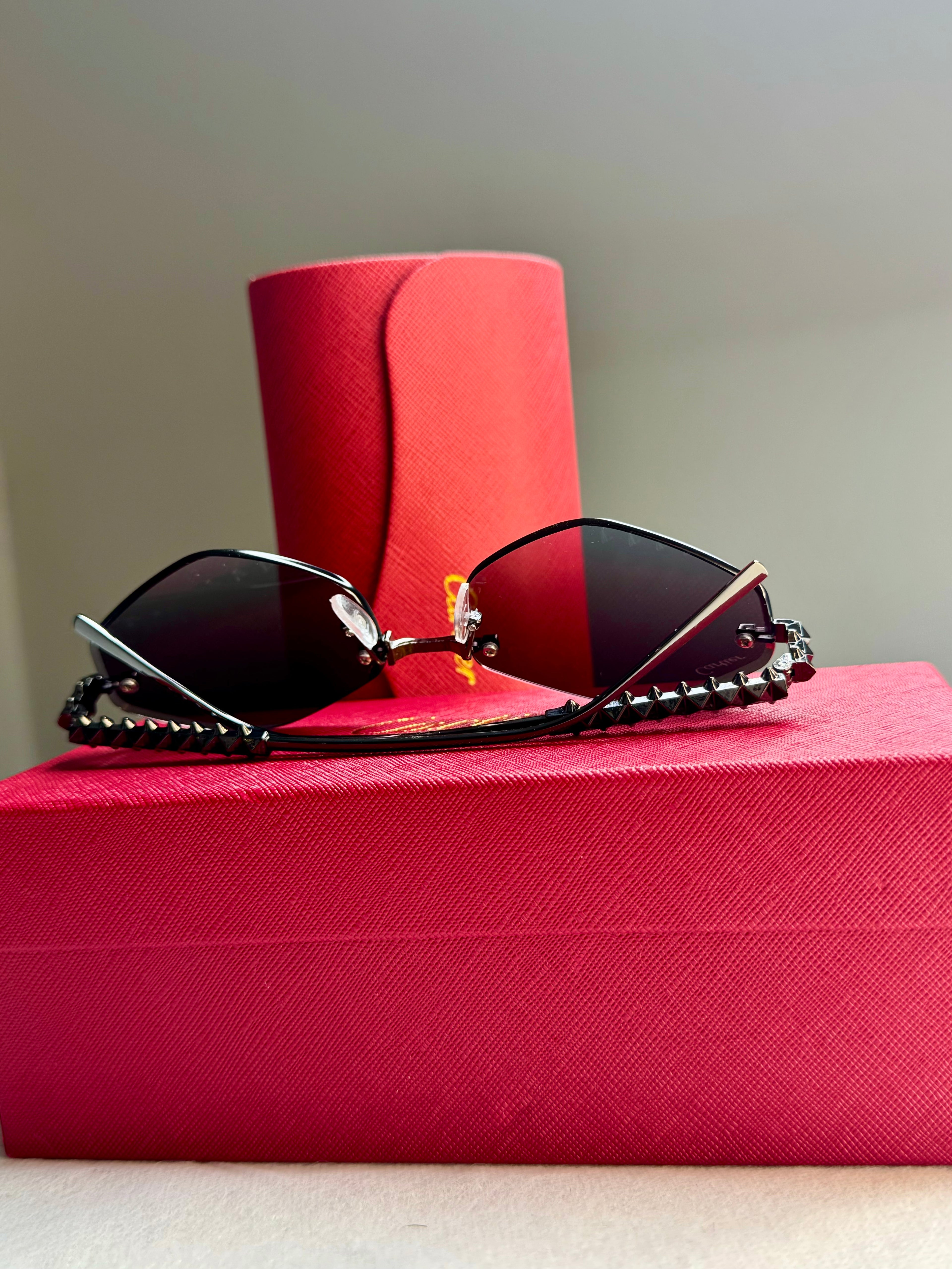 Crying (Sans packaging de marque)